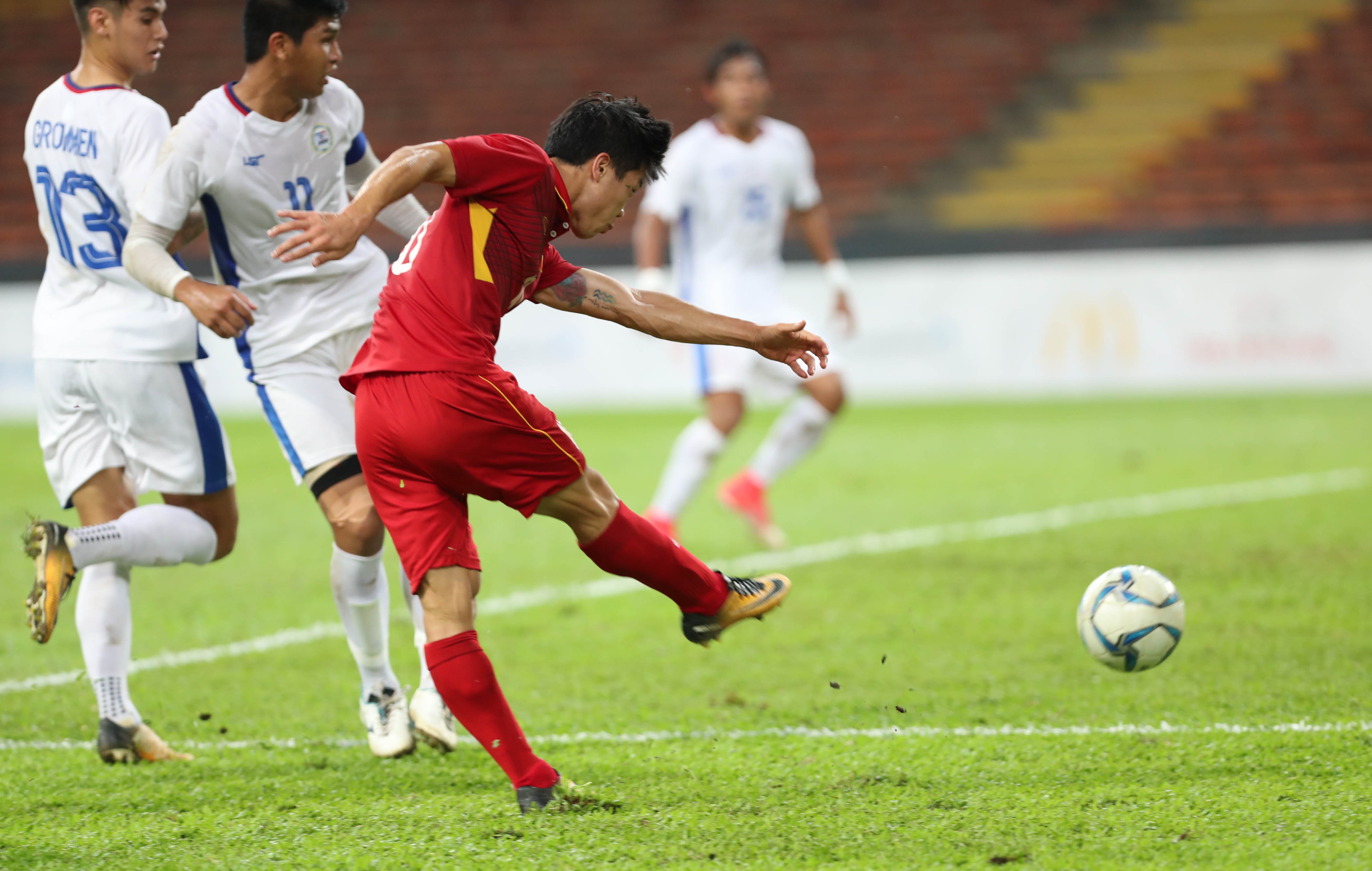 U22 Việt Nam - Philippines 4-0: X&acirc;y chắc ng&ocirc;i đầu - Ảnh 7.