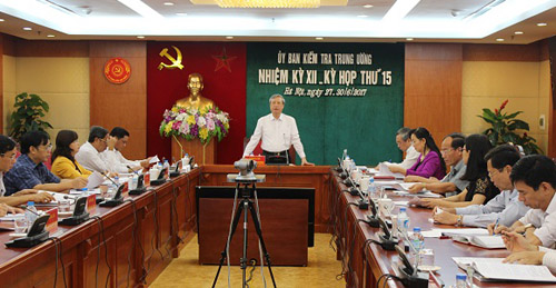 Thứ trưởng Hồ Thị Kim Thoa vi phạm nghi&ecirc;m trọng về mua cổ phần - Ảnh 1.