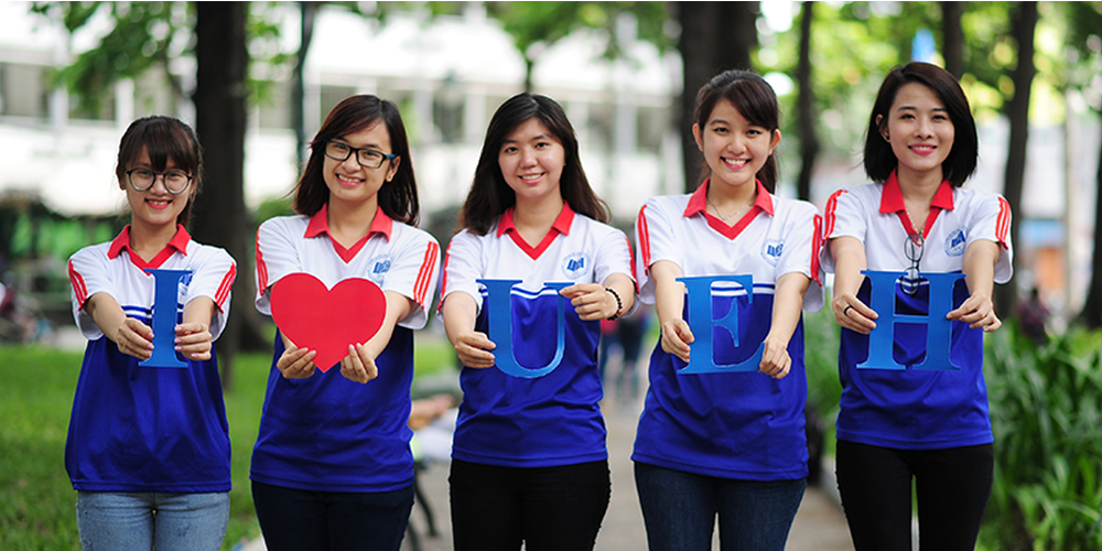 Điểm chuẩn thấp nhất vào Trường ĐH Kinh tế TP HCM là 21,5