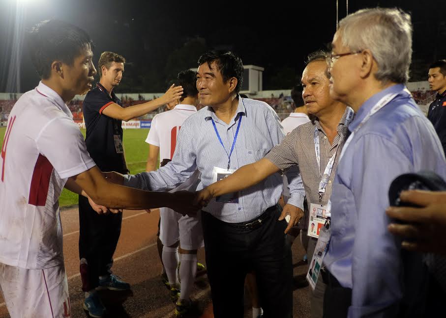 Bầu Đức thưởng nóng U23 Việt Nam 1 tỉ đồng