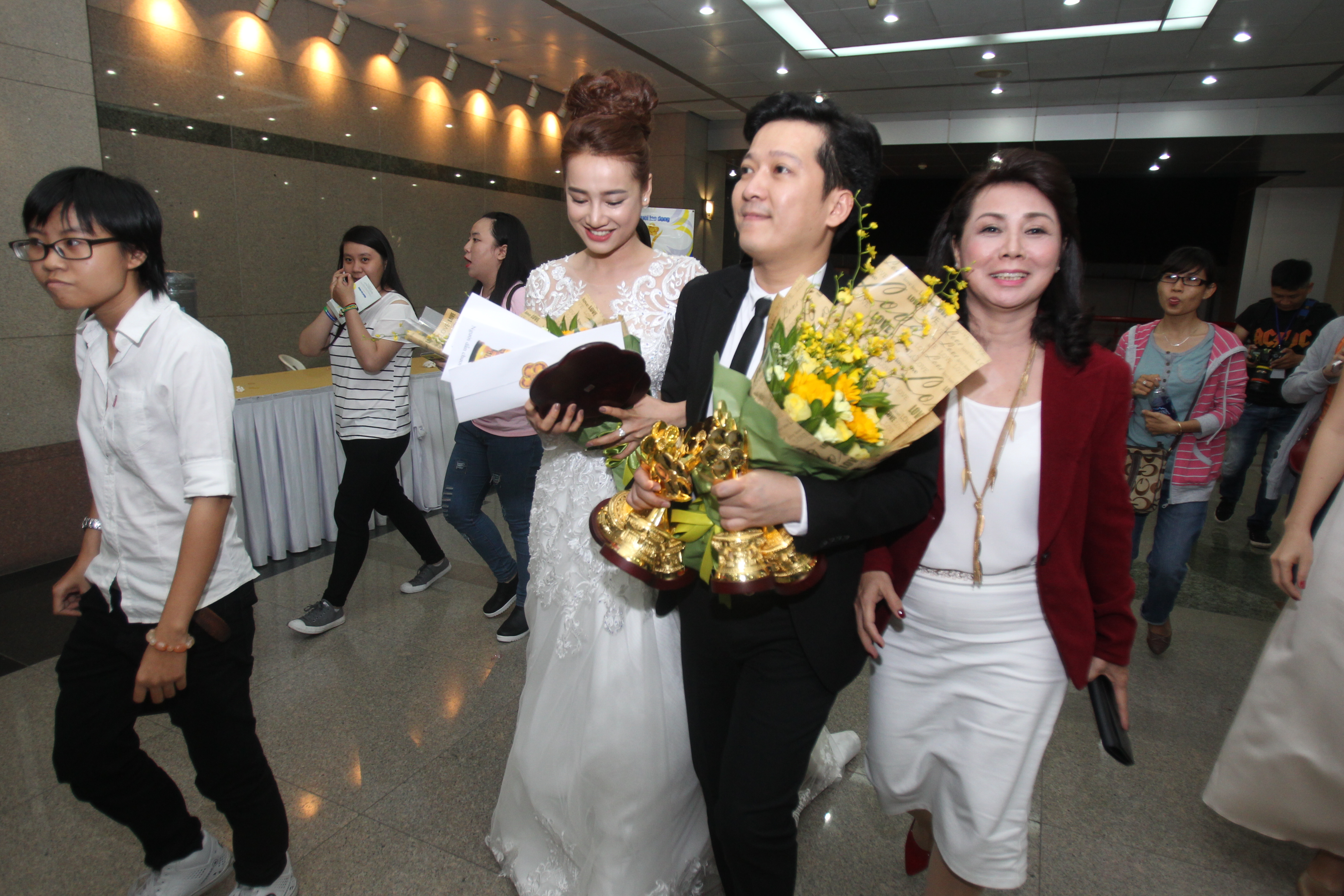Những khoảnh khắc ấn tượng của Mai V&agrave;ng lần thứ 22 - Ảnh 27.