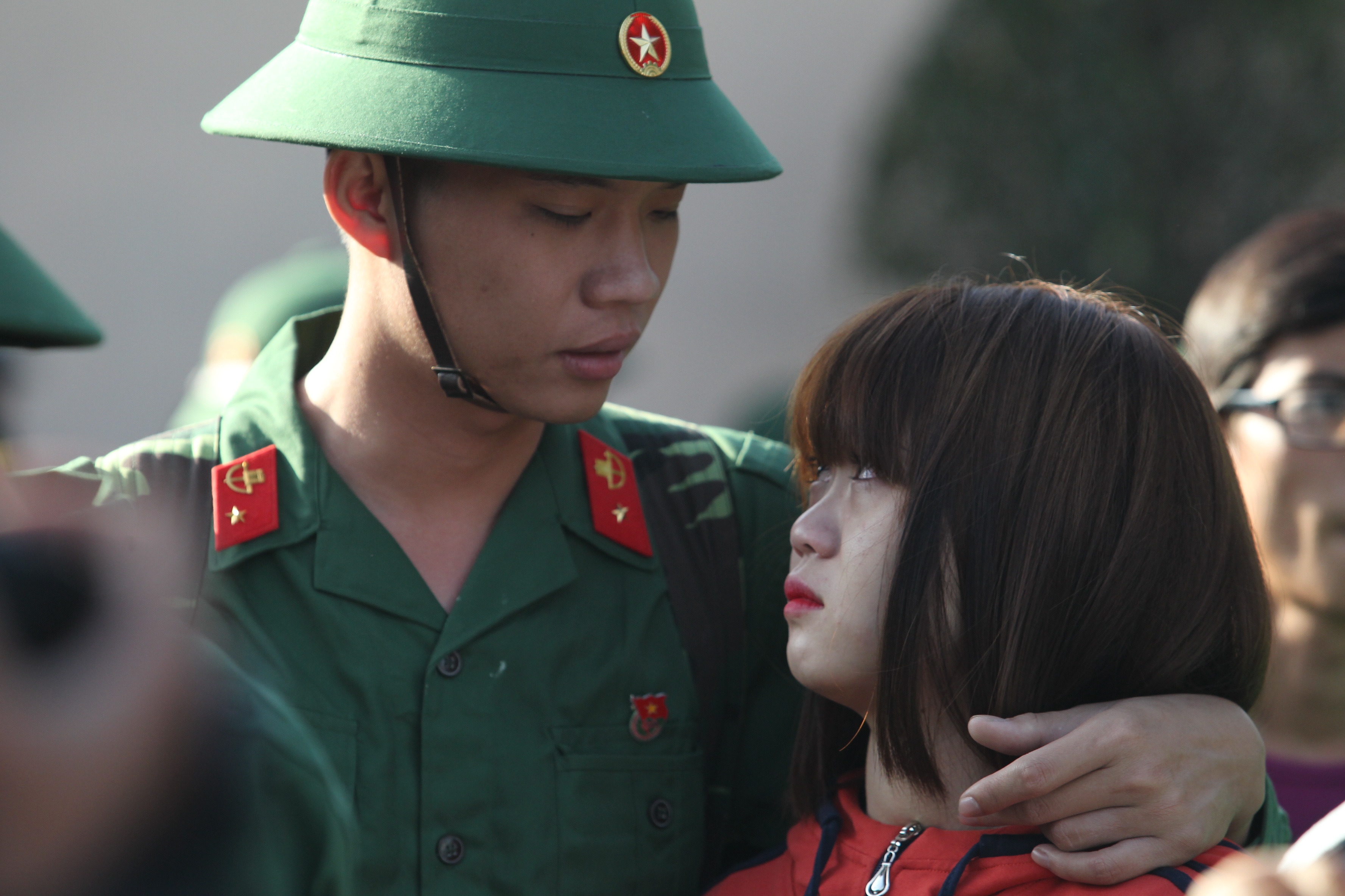 Phút lưu luyến bên người yêu.