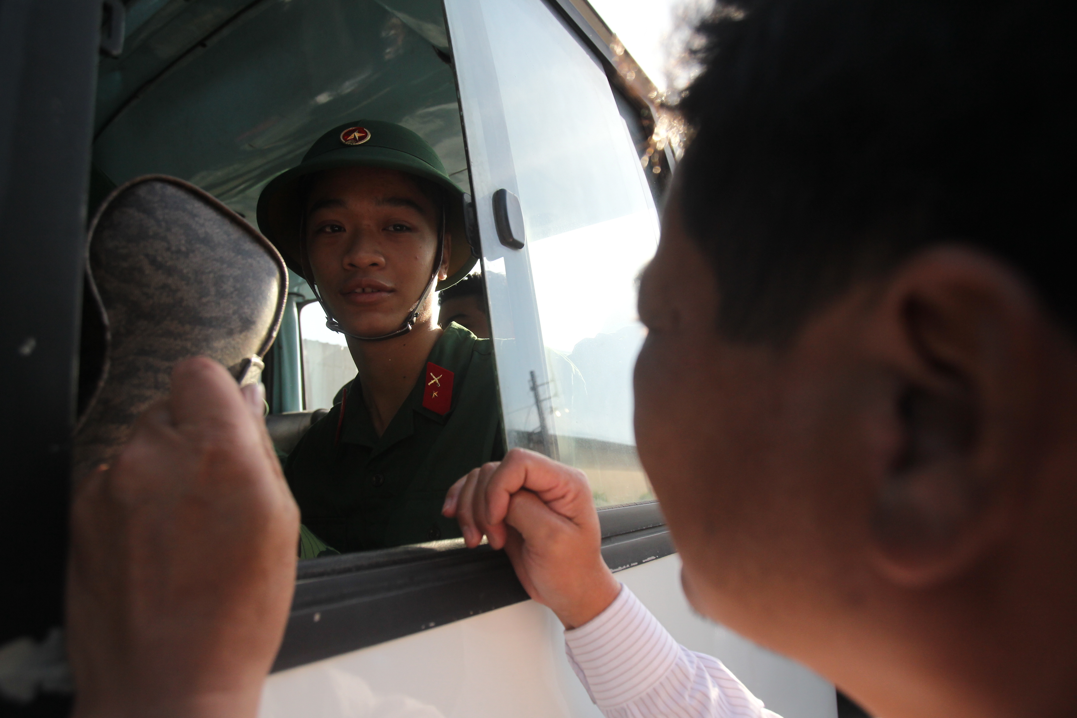 Lưu luyến đến giây phút cuối cùng.
