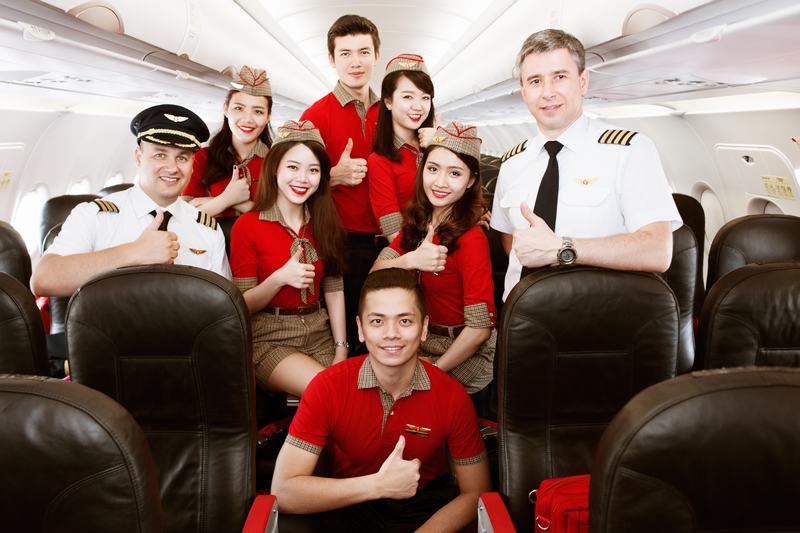 Vietjet tuyển tiếp viên hàng không trên toàn quốc