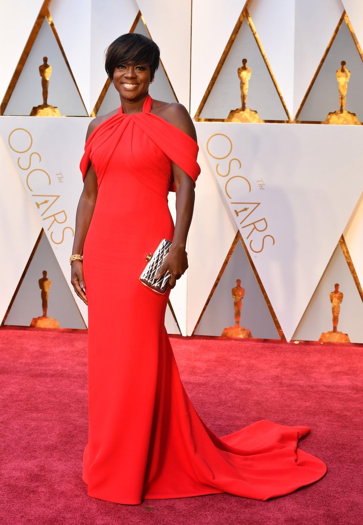 Viola Davis trong trang phục của Armani Prive