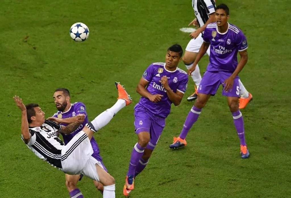 UEFA công bố 10 bàn thắng đẹp nhất Champions League