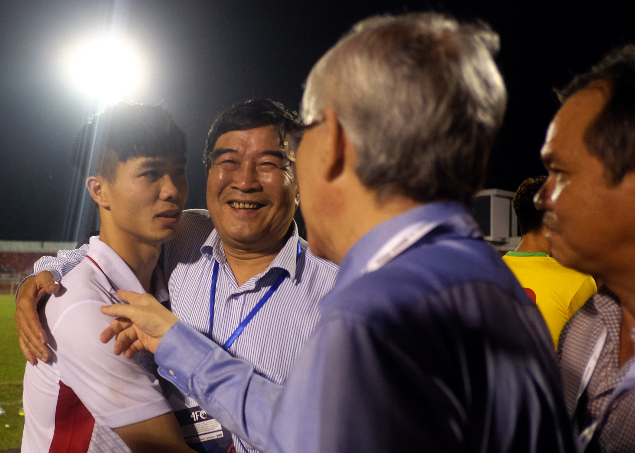 Hữu Thắng v&agrave; Miura, ai hơn ai? - Ảnh 3.