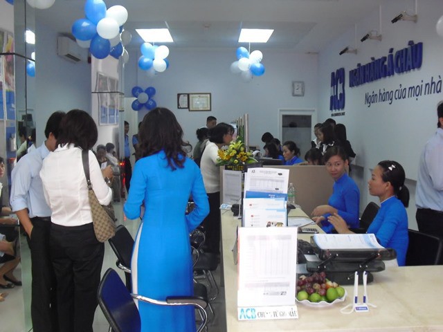 ACB ưu đãi khách hàng giao dịch online