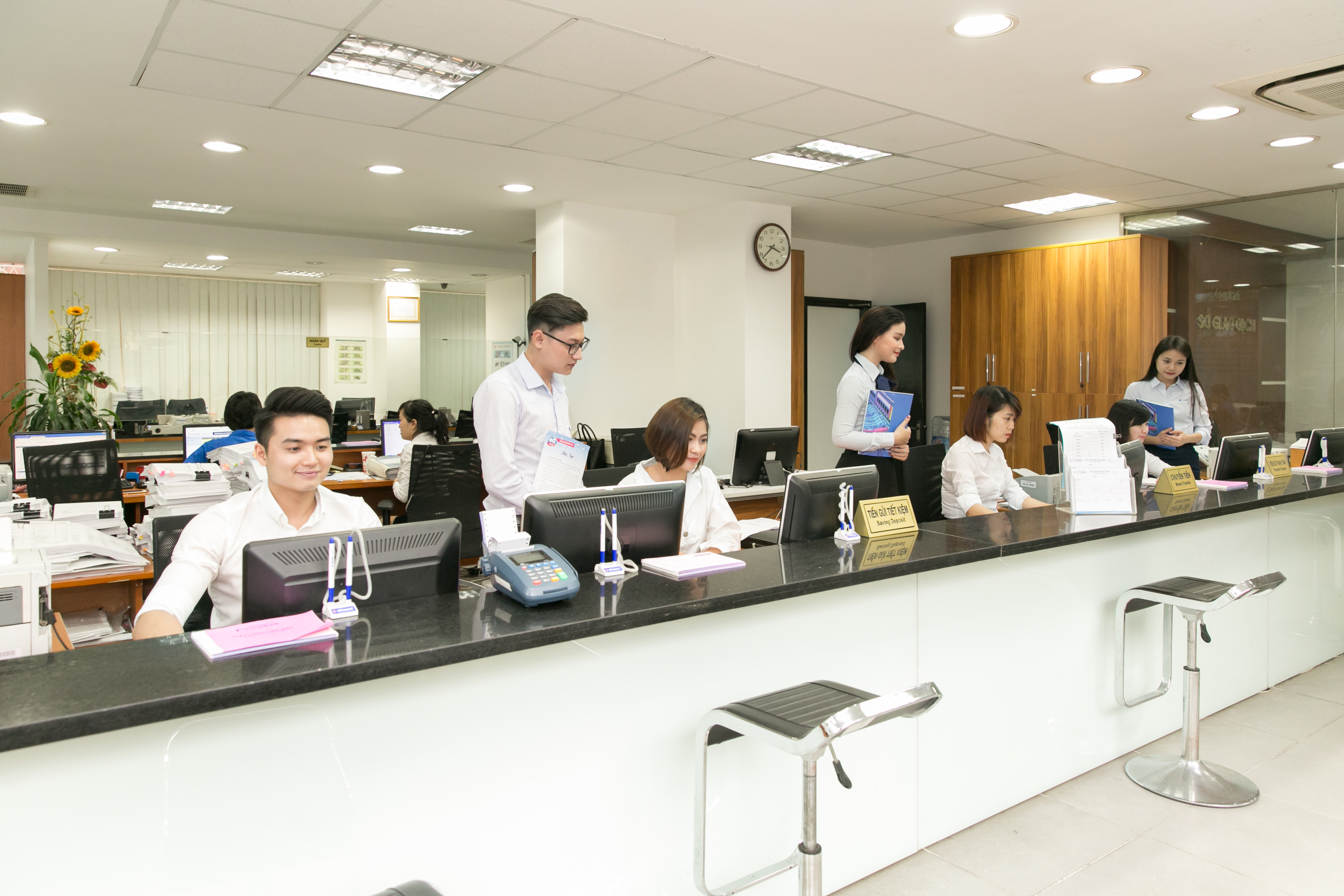 VNPT ra mắt g&oacute;i cước Văn ph&ograve;ng Data, gi&uacute;p doanh nghiệp tiết kiệm 50% chi ph&iacute; - Ảnh 1.