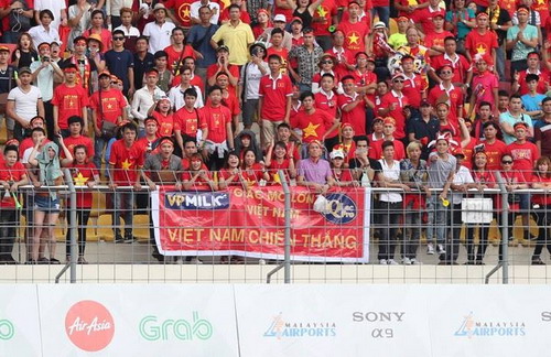 U22 Việt Nam - Th&aacute;i Lan 0-3: Dừng ch&acirc;n SEA Games, HLV Hữu Thắng từ chức - Ảnh 2.