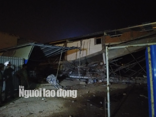 Sập công trình siêu thị, 3 người bị thương
