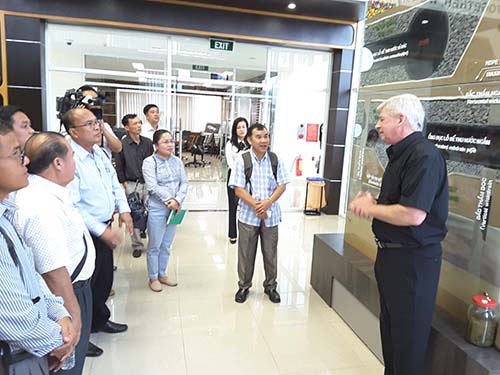 Đoàn Lào tham quan học tập mô hình VWS