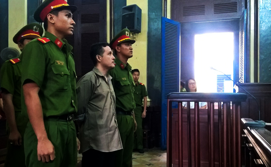 Lãnh án tử, doanh nhân nước ngoài khai chỉ thừa lệnh cha - Ảnh 2.