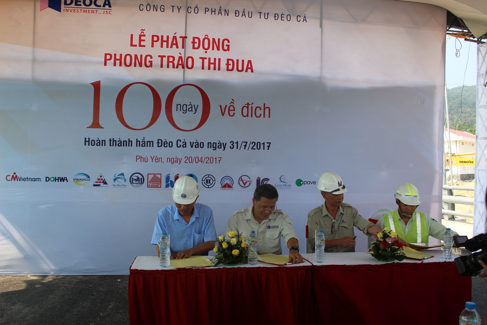 Chủ đầu tư và các đơn vị thi công ký kết giao ước thi đua