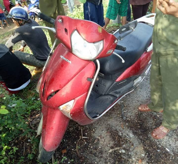 Nam thanh niên treo cổ chết trong vườn tràm
