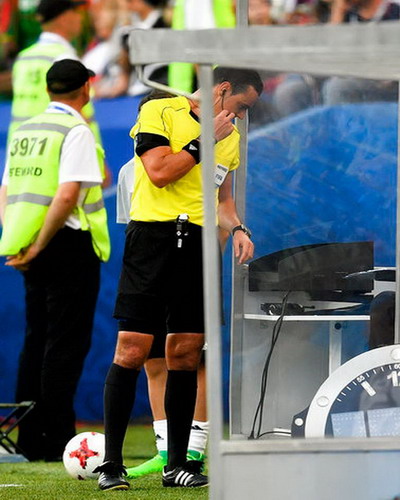 Từ VAR Ngoại hạng Anh đến VAR tại U23 châu Á 2020 - Ảnh 4.