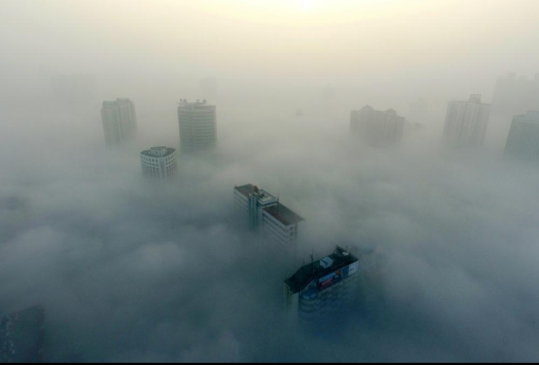 Thành phố Tương Dương, Hồ Bắc ngày 31-12. Ảnh: Reuters