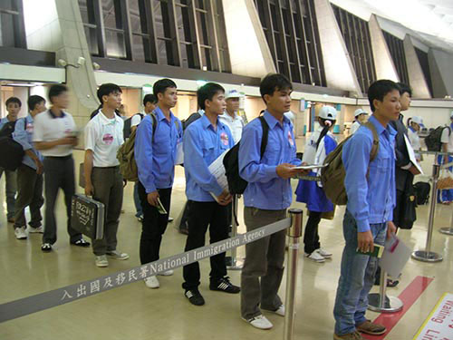 Phải có lý lịch tư pháp