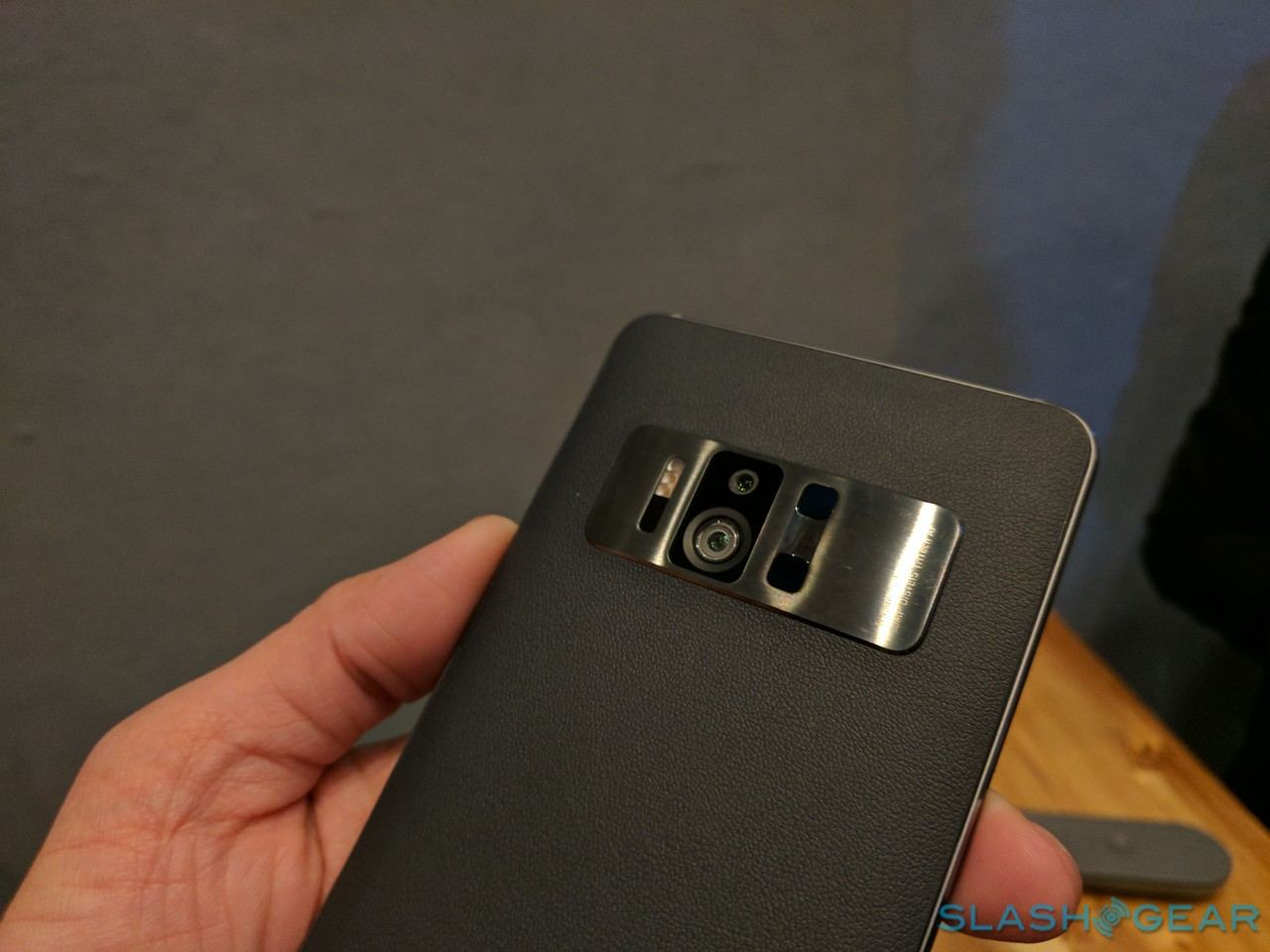 Hệ thống camara hỗ trợ thực tế ảo của Zenfone AR.