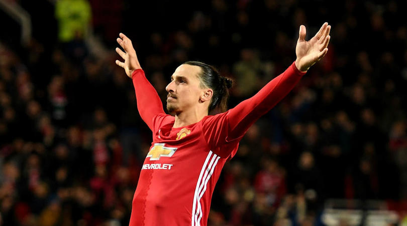Mourinho: Ibrahimovic bị bệnh nhưng sẽ đá trận gặp Liverpool