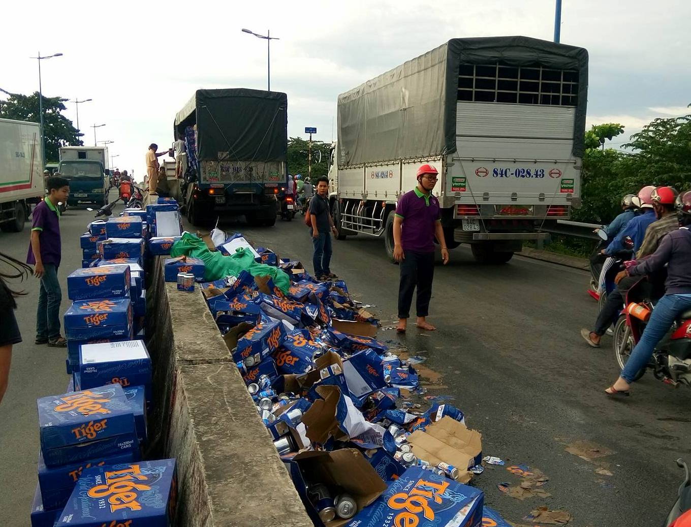 H&igrave;nh ảnh đẹp sau sự cố giao th&ocirc;ng - Ảnh 1.