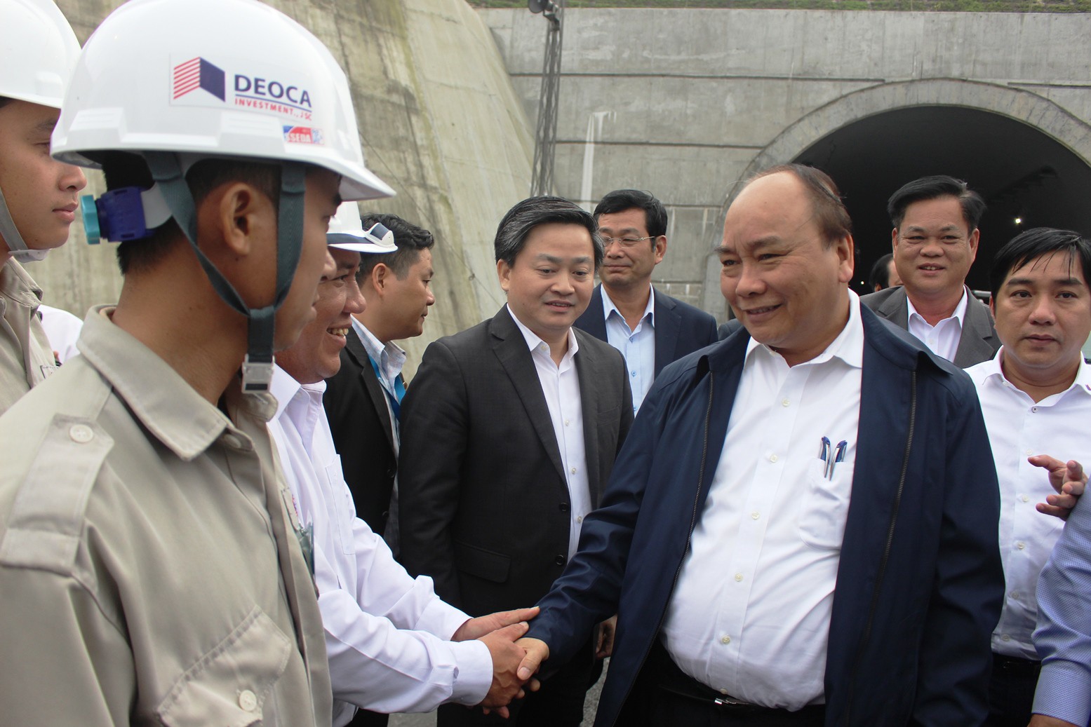Hầm đ&egrave;o Cả - niềm tự h&agrave;o của người Việt - Ảnh 1.