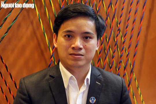 Tòa cần thêm thời gian xem xét vụ luật sư kiện Apple