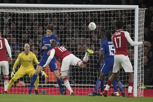 Tội đồ Rudiger g&acirc;y họa, Chelsea bị loại ở b&aacute;n kết League Cup - Ảnh 4.