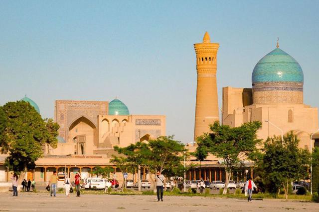 Đất nước "đối thủ" Uzbekistan đẹp và tráng lệ đến khó tin