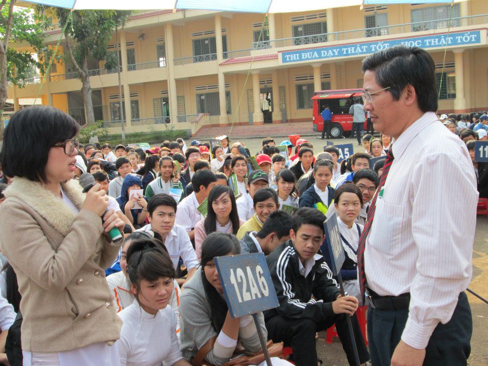 Đưa trường học đến th&iacute; sinh 2018: H&aacute;o hức trước giờ mở m&agrave;n - Ảnh 3.