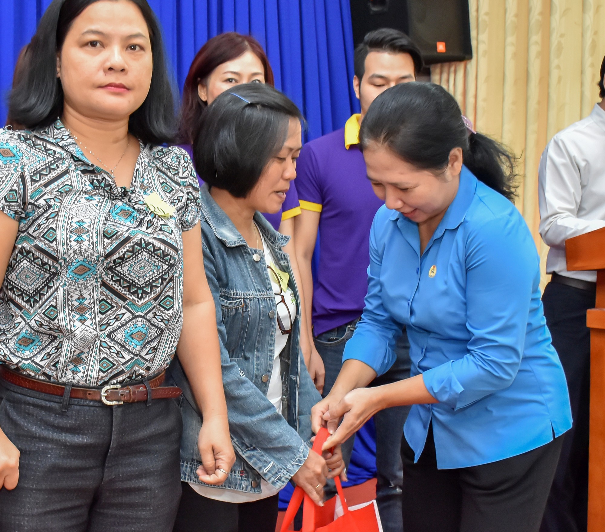 Không để công nhân không có Tết