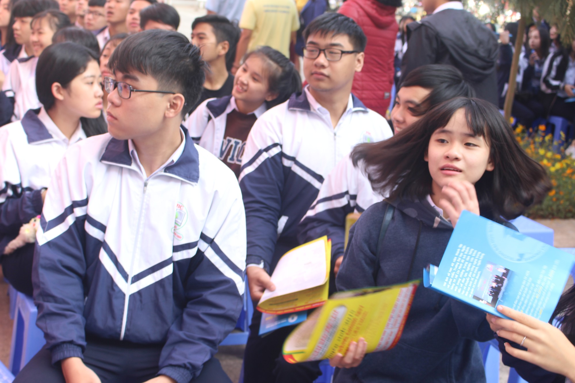Đưa trường học đến th&iacute; sinh 2018 tại Gia Lai: Ng&agrave;nh CNTT dễ bị đ&agrave;o thải? - Ảnh 4.