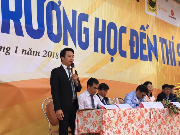 Đưa trường học đến th&iacute; sinh 2018 tại Gia Lai: Ng&agrave;nh CNTT dễ bị đ&agrave;o thải? - Ảnh 23.