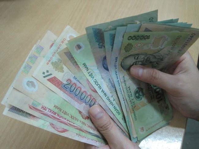 Được trả tối thiểu 400% tiền lương khi đi làm ngày lễ, Tết