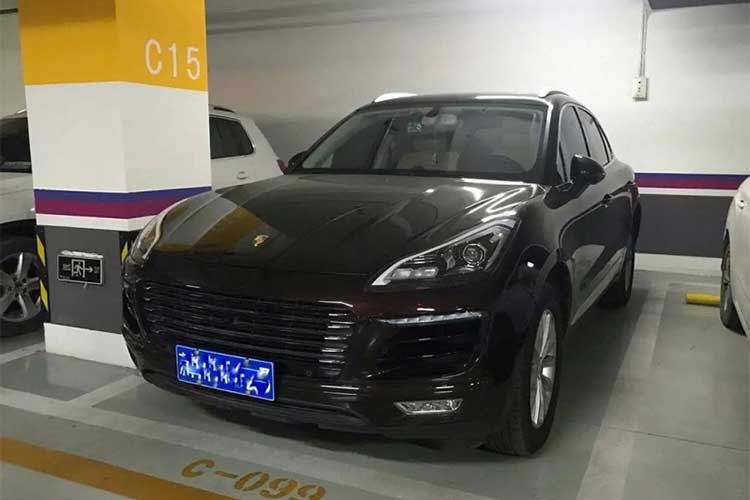 Si&ecirc;u xe Porsche h&agrave;ng nh&aacute;i như thật - Ảnh 1.