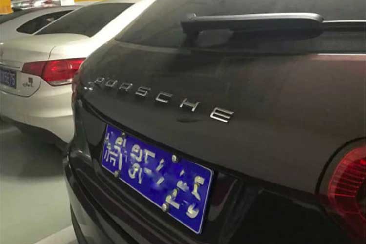 Si&ecirc;u xe Porsche h&agrave;ng nh&aacute;i như thật - Ảnh 3.