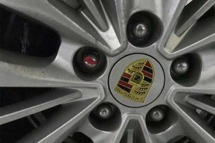 Si&ecirc;u xe Porsche h&agrave;ng nh&aacute;i như thật - Ảnh 5.