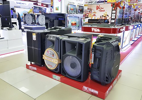 Loa kẹo kéo hát karaoke lên ngôi - Ảnh 1.
