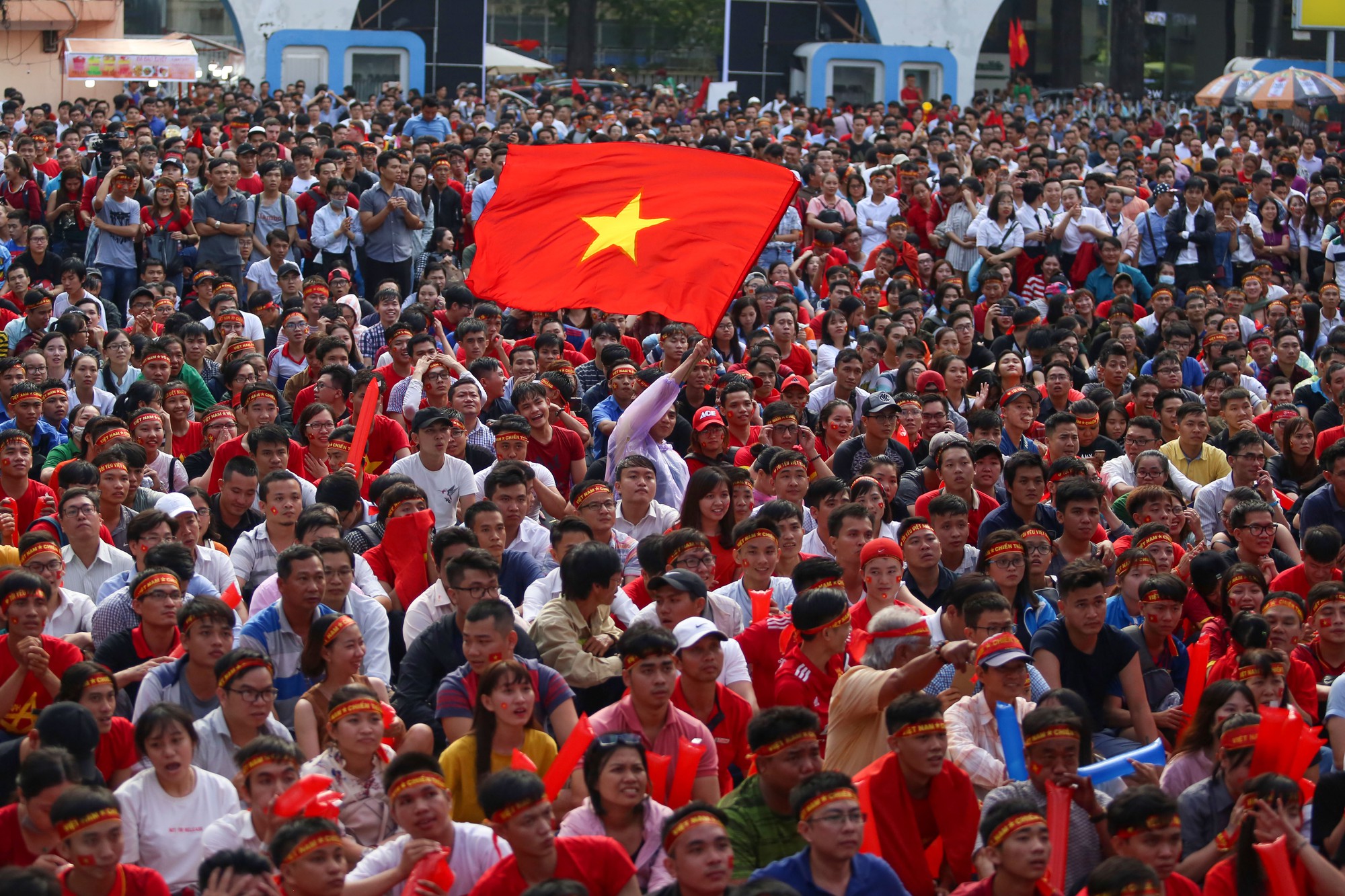 S&agrave;i G&ograve;n kh&ocirc;ng ngủ sau chiến thắng của U23 Việt Nam - Ảnh 1.