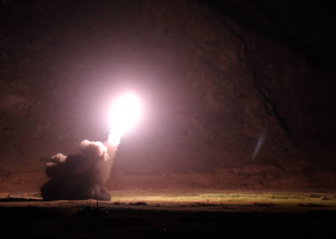 Iran bất ngờ tr&uacute;t t&ecirc;n lửa đạn đạo v&agrave;o Syria - Ảnh 3.