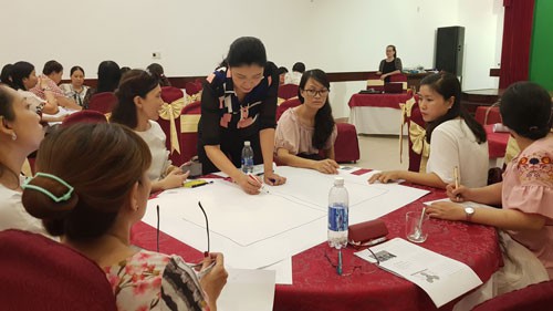 Lao động nữ chịu nhiều thiệt thòi