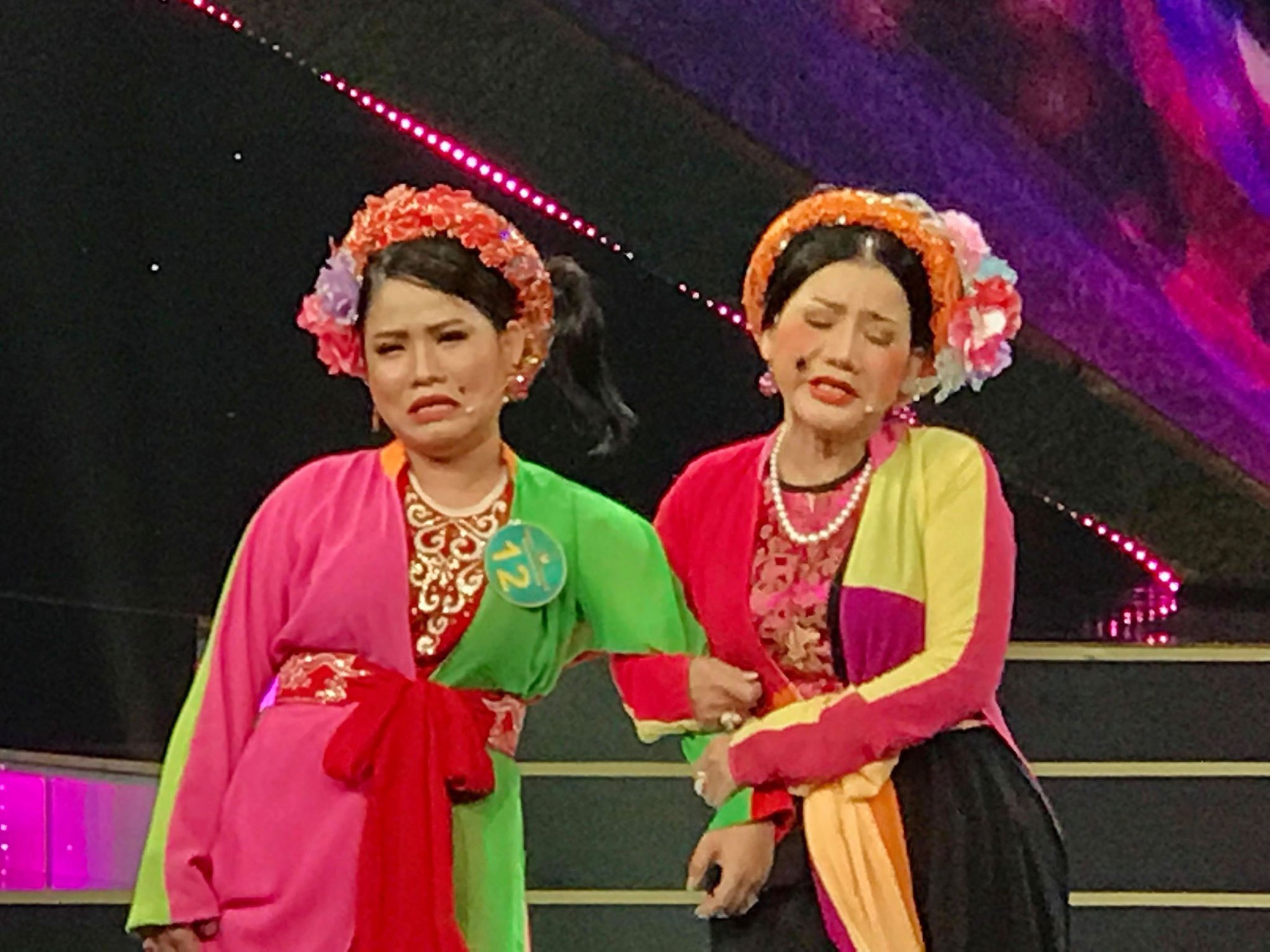 L&acirc;m Thị Kim Cương đoạt giải Chu&ocirc;ng v&agrave;ng vọng cổ 2018, nhận 130 triệu đồng - Ảnh 2.
