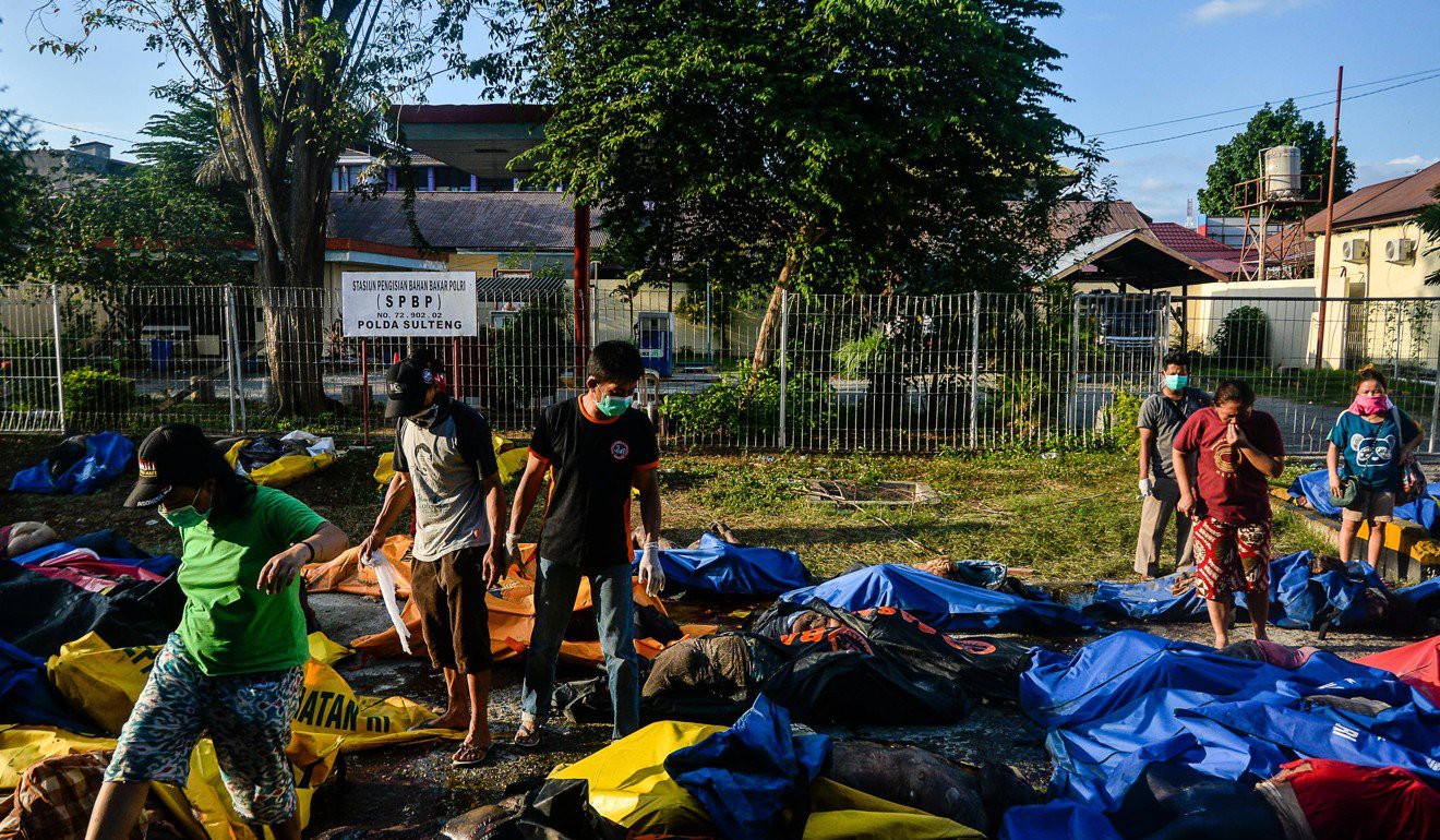 S&oacute;ng thần Indonesia: Cả l&agrave;ng bị x&oacute;a sổ, đất h&oacute;a lỏng - Ảnh 3.
