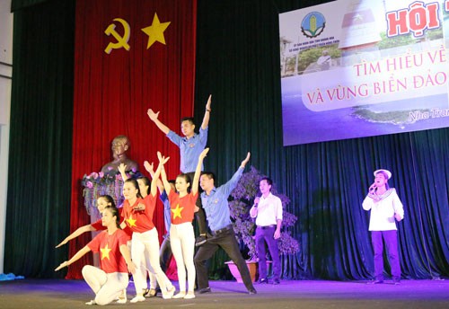 CNVC-LĐ Khánh Hòa thi tìm hiểu về biển đảo