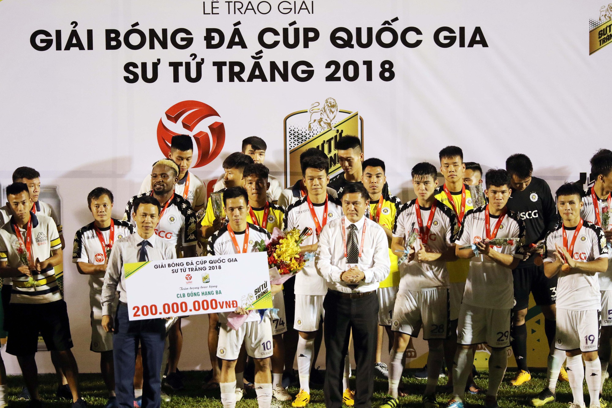 B.B&igrave;nh Dương ph&aacute; hỏng tham vọng gi&agrave;nh C&uacute;p Quốc gia của H&agrave; Nội FC  - Ảnh 3.