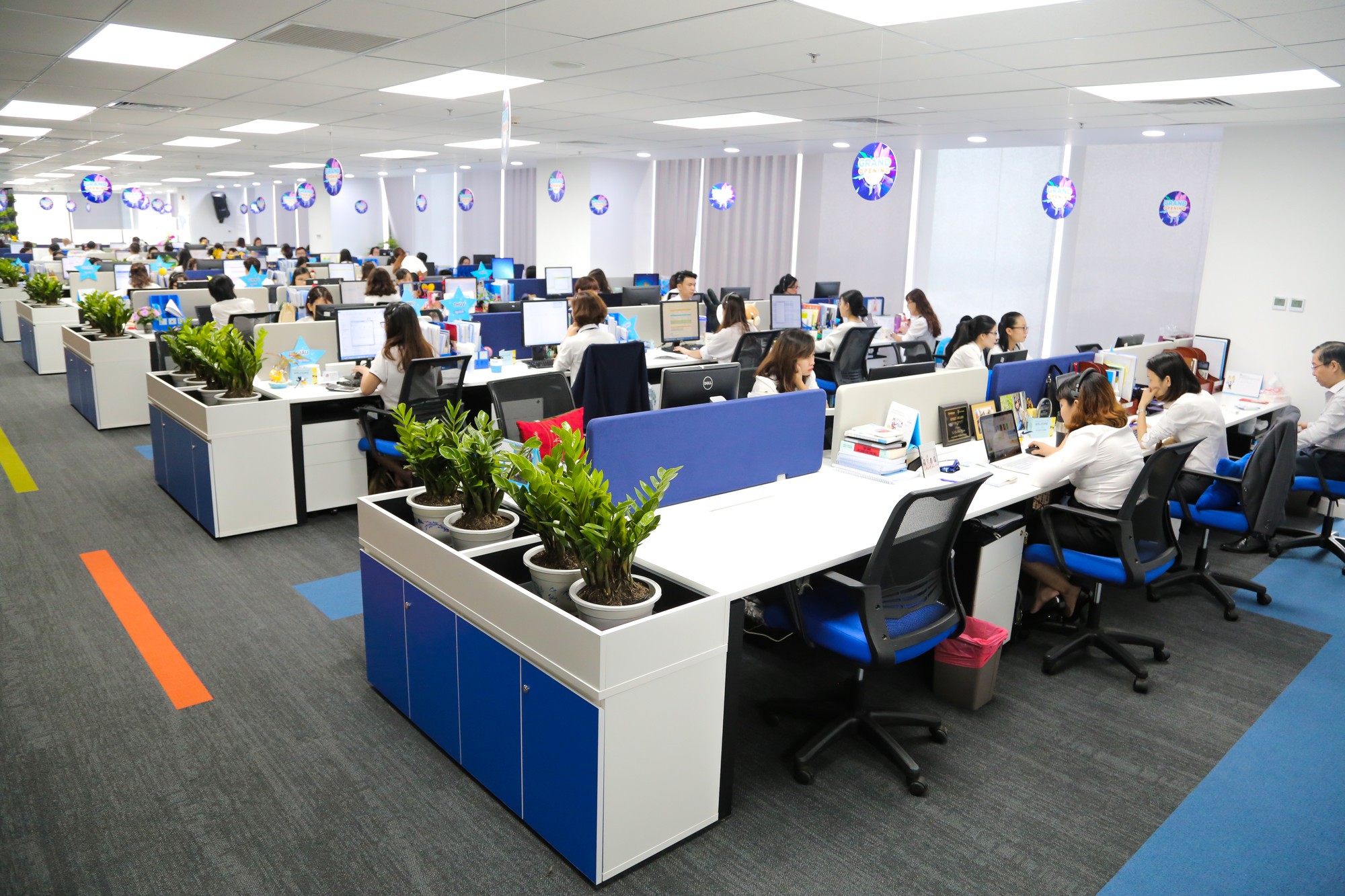 Nhu cầu nhân sự trung, cao cấp tăng mạnh sau Tết - Ảnh 1.