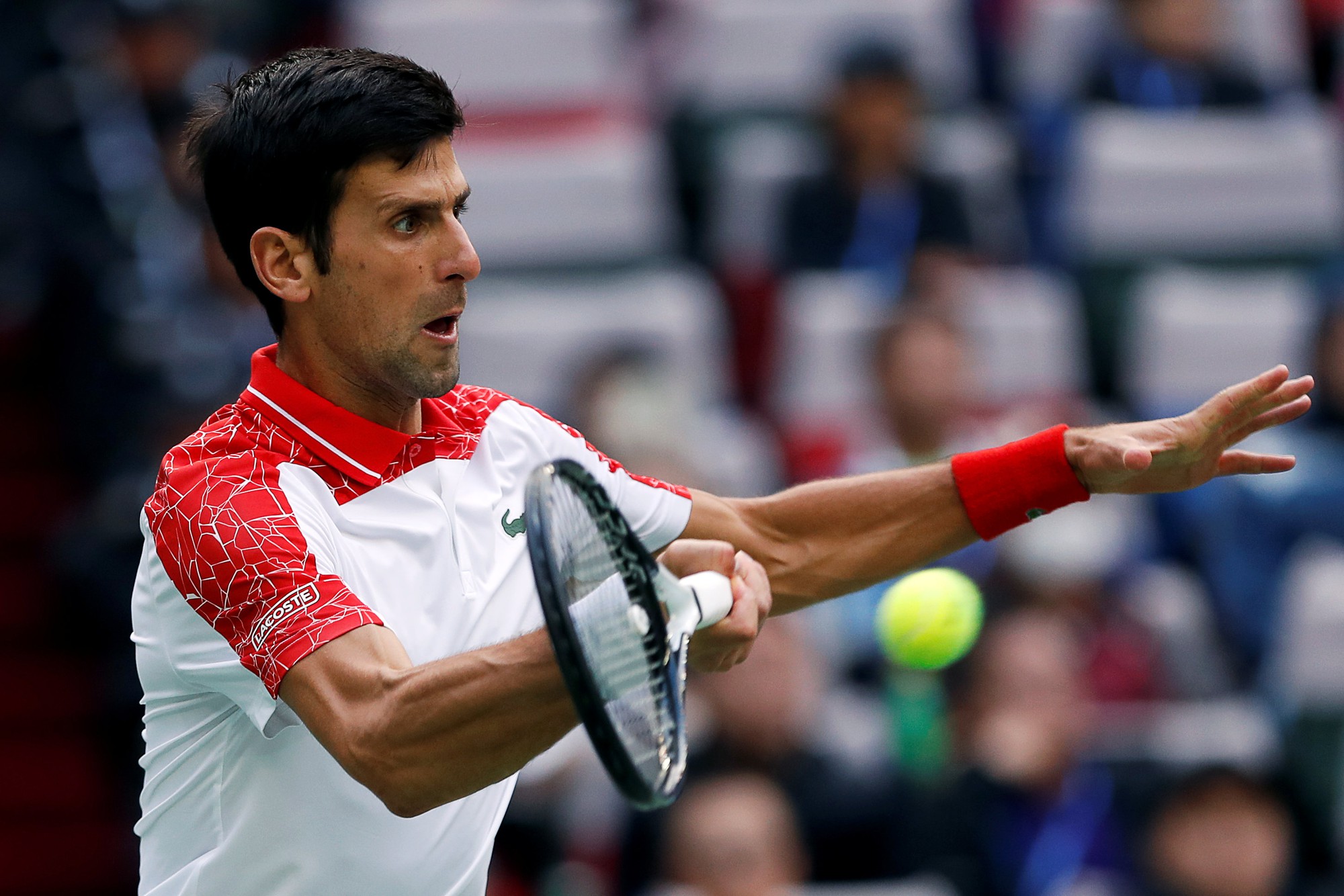 Federer v&agrave; Djokovic tiếp tục hẹn nhau ở chung kết Thượng Hải Masters - Ảnh 1.