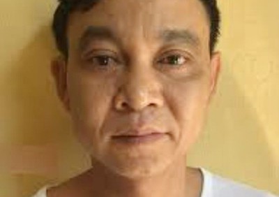 Dụ bé gái 13 tuổi sang chơi rồi giở trò đồi bại trong phòng ngủ 2 vợ chồng