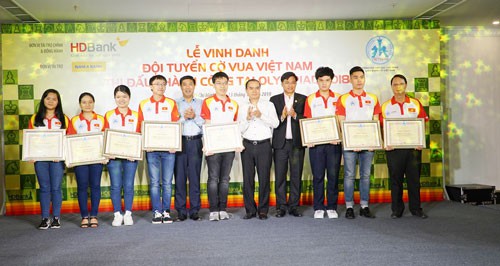 Thêm 25.000 USD cho tuyển cờ vua Việt Nam sau Olympiad