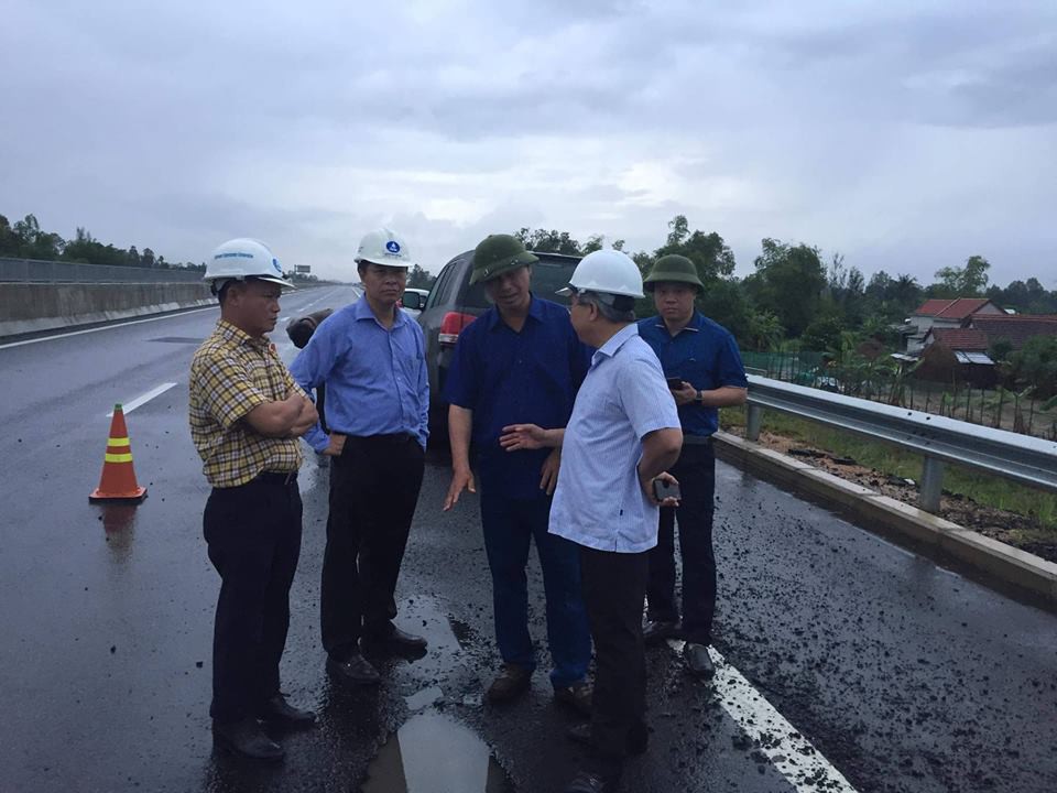 Tuyến cao tốc Đ&agrave; Nẵng - Quảng Ng&atilde;i: Chưa nghi&ecirc;m t&uacute;c thực hiện chỉ đạo của bộ trưởng - Ảnh 1.
